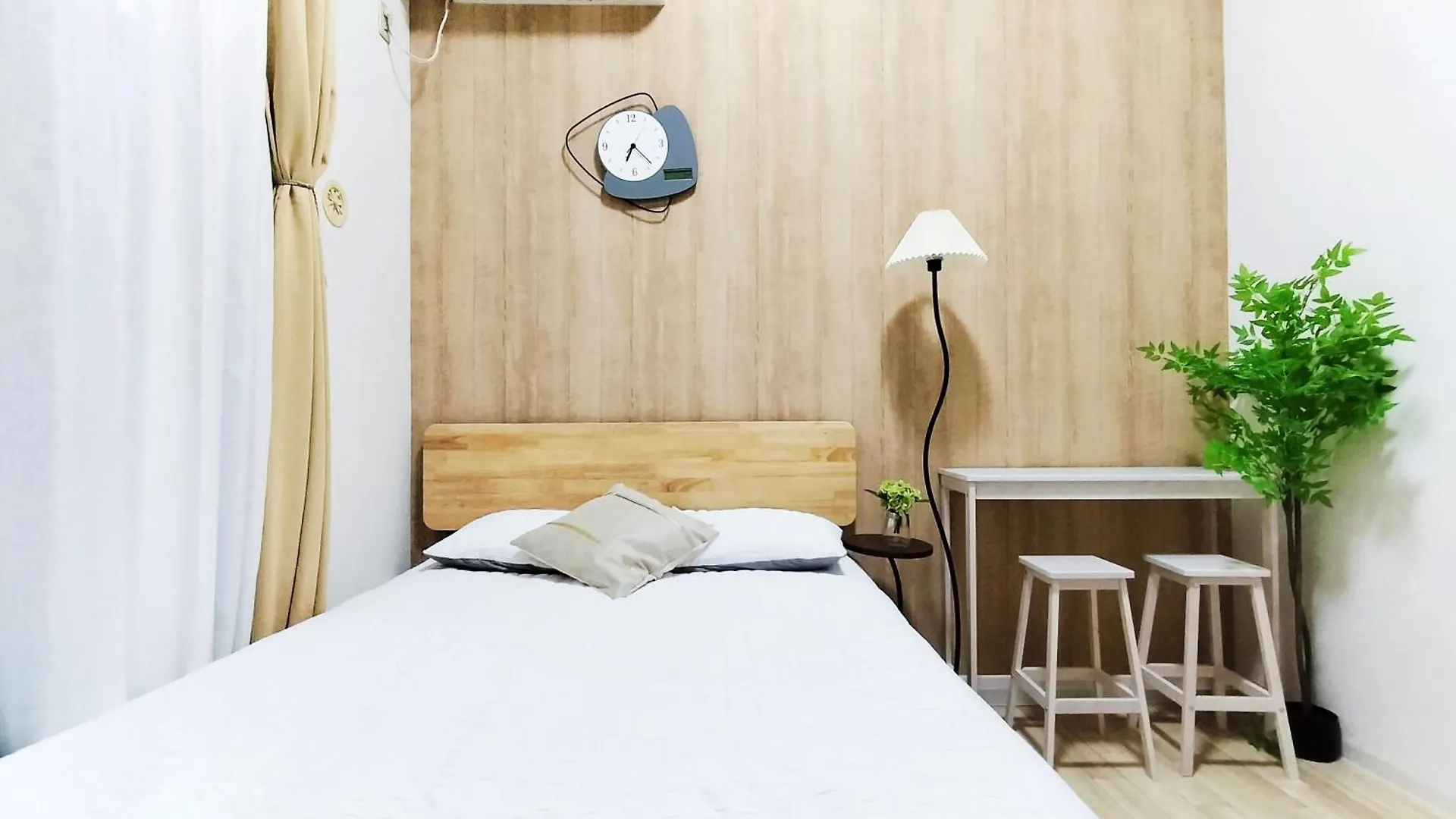 D22新宿最中心 两室 新大久保站5分-2 Rooms Shinjuku Center 5 Mins To St Max 4P 新宿 涉谷 表参道 池袋 上野 代代木 银座 原宿 Tokyo 0*,  Japan